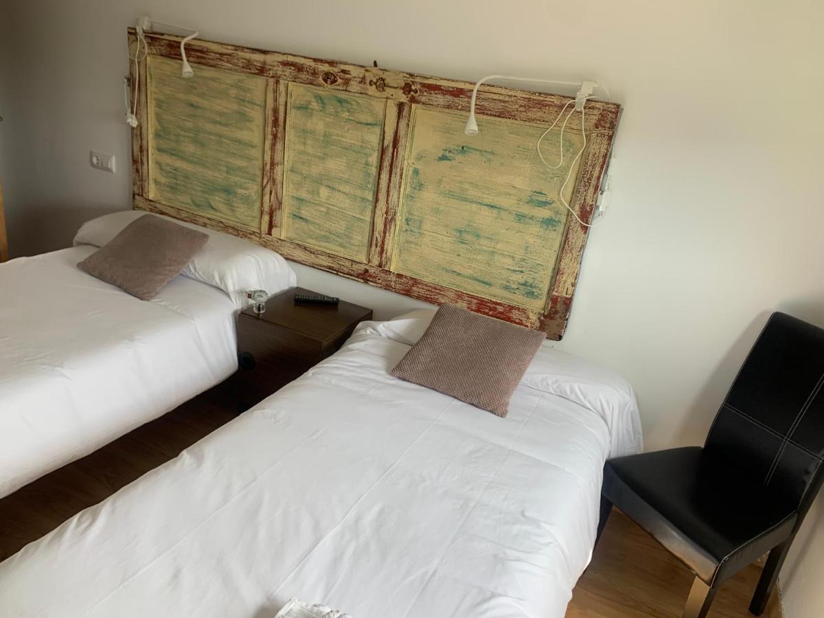A Cochera Hostel Ferrol Ngoại thất bức ảnh